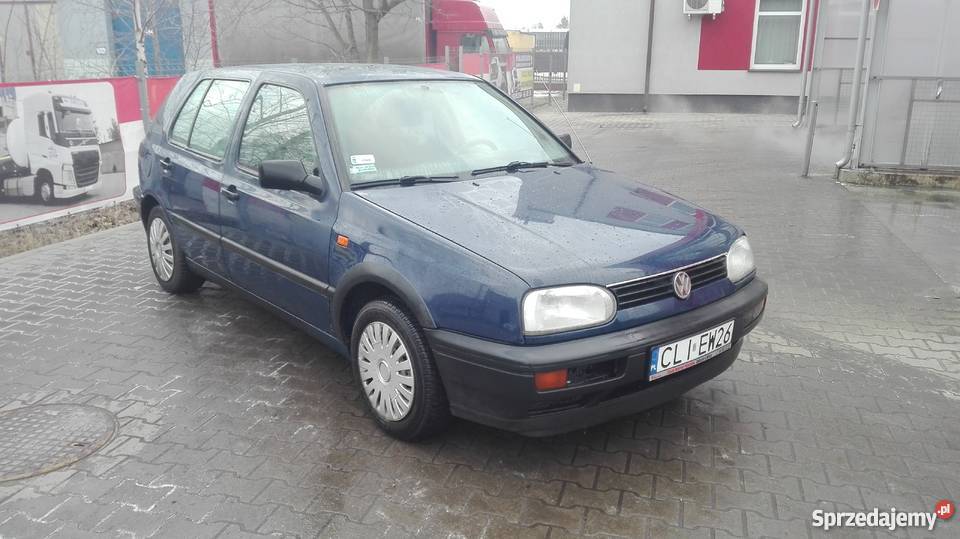 Vw Golf 3 1994 14 z gazem wspoma Rok produkcji 1994 Sierpc