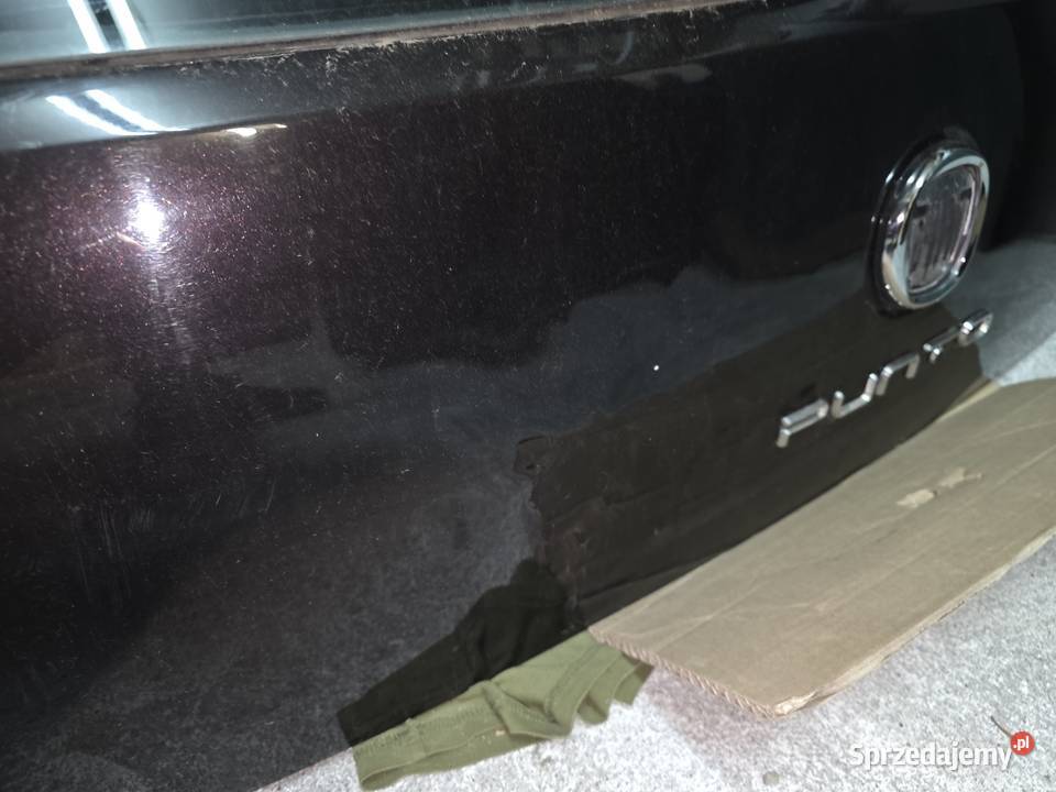 Klapa bagażnika Fiat Punto Evo 750A osobowe podkarpackie Mielec