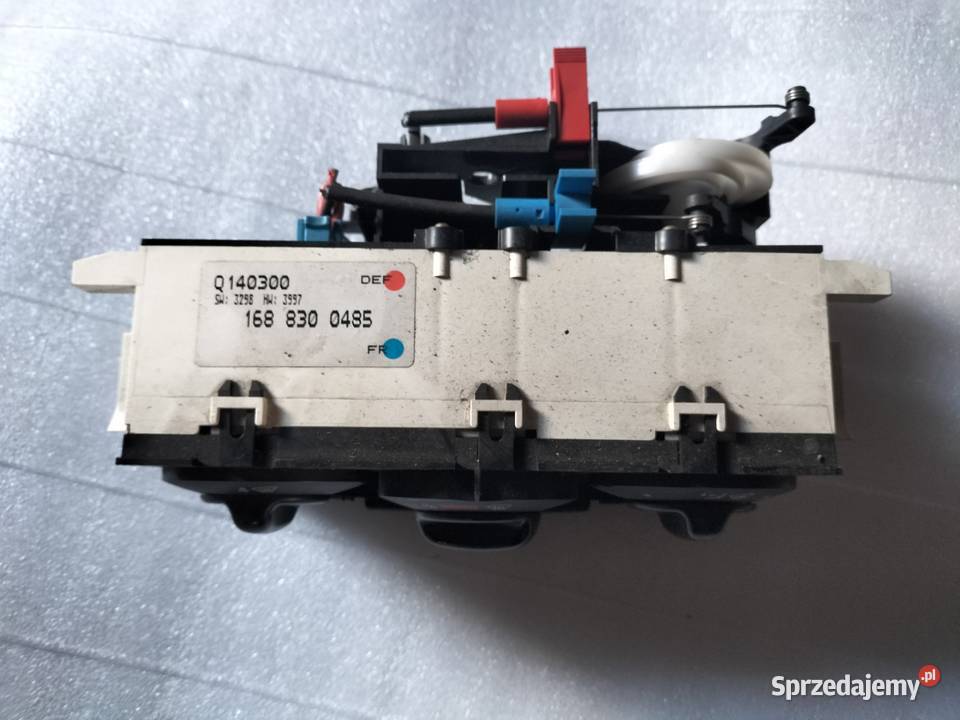 PANEL NAWIEWU MercedesBenz Aklasa A 170 Kamień-Kolonia