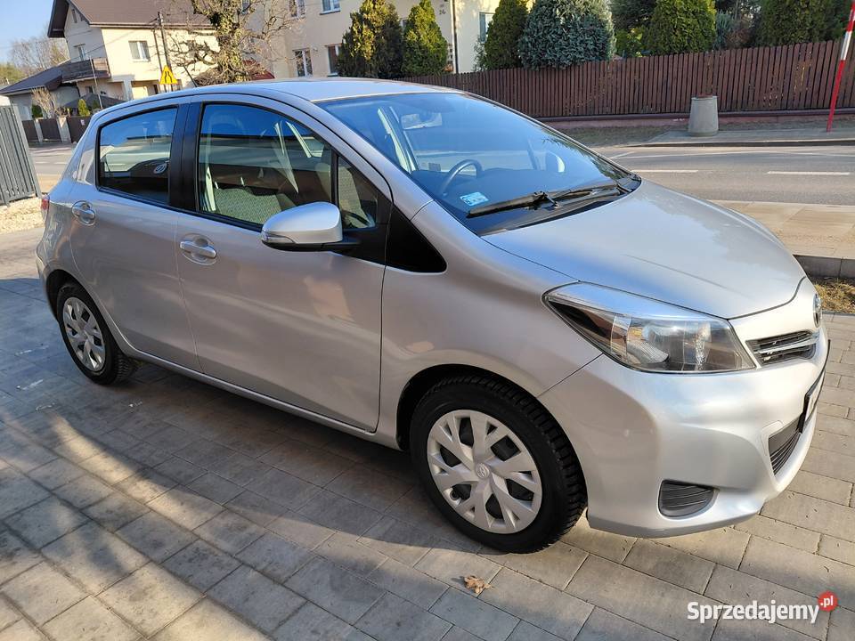 13 Benzyna Polski Salon 2014r 1329cm3 mazowieckie