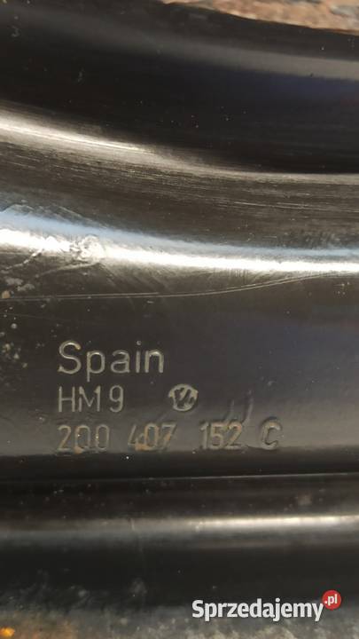 AUDI A1 82A WAHACZ PRAWY PRZÓD 2Q0407152C dolnośląskie sprzedam