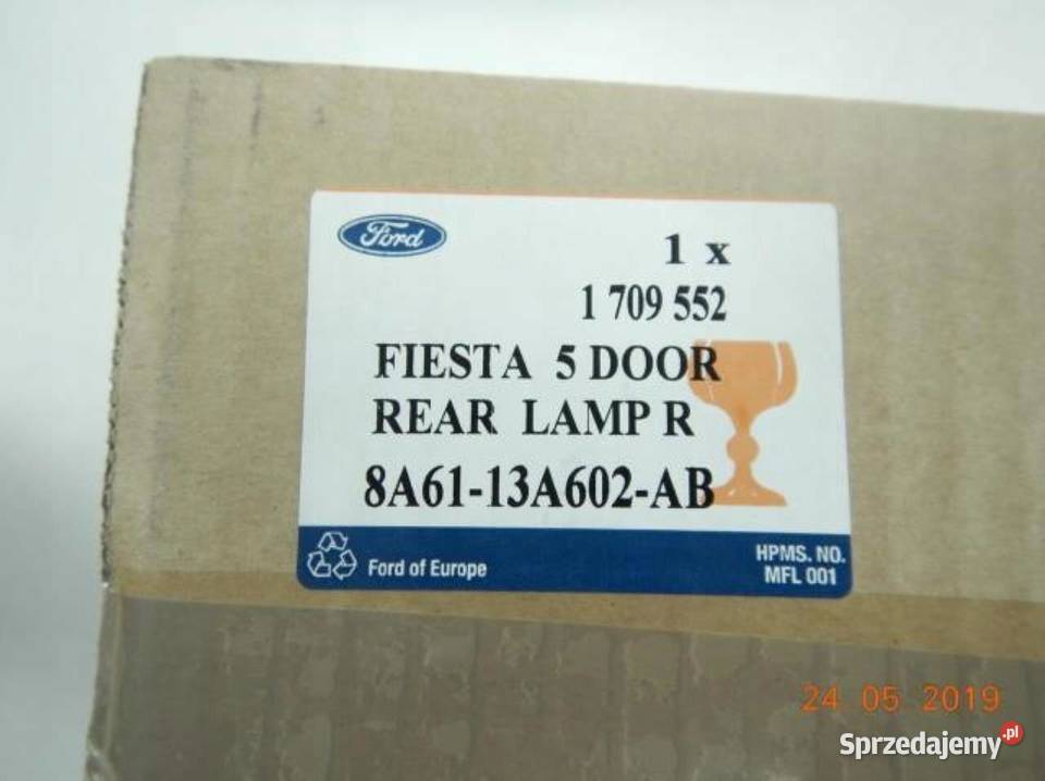 LAMPA PRAWA TYLNA TYŁ FORD FIESTA VI 0812