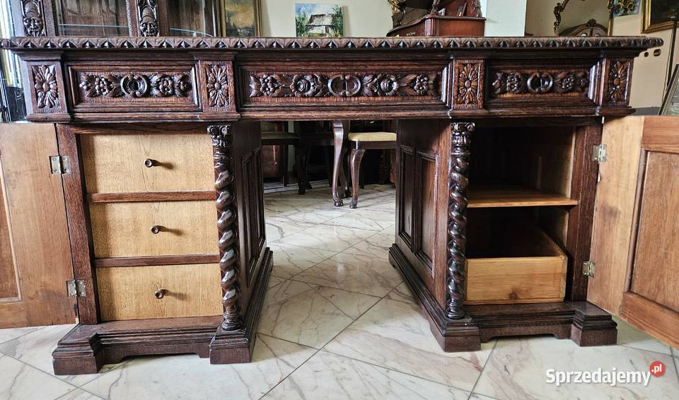 Dębowe biurko neorenesansowe z końca XIX wieku