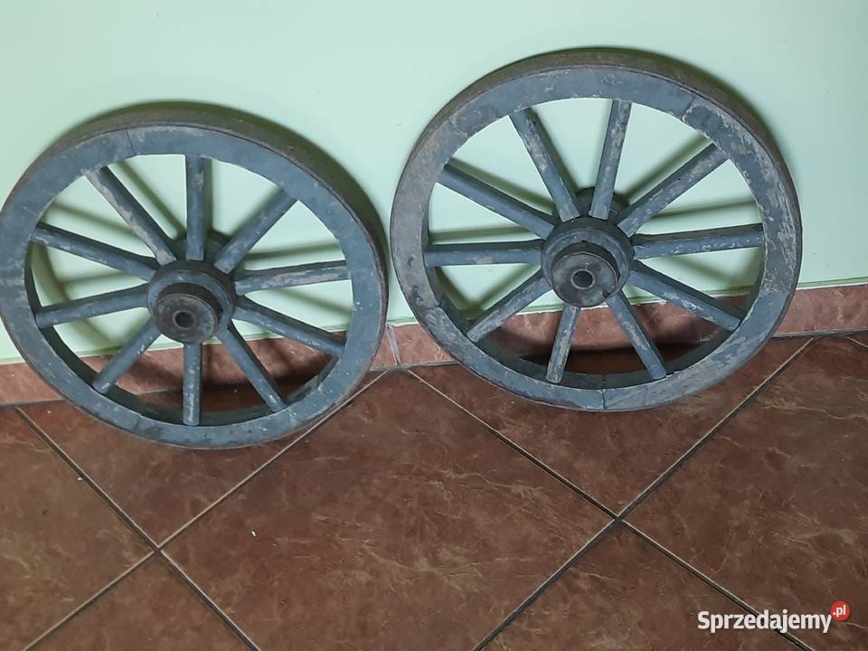 Koło drewniane z metalową obręczą średnica 40 Kolekcje