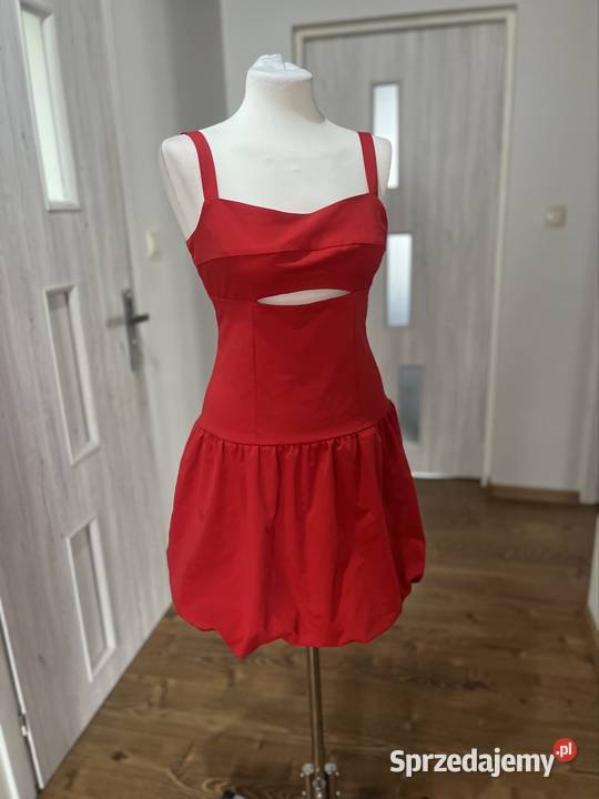 Nowa czerwona sukienka Mohito
