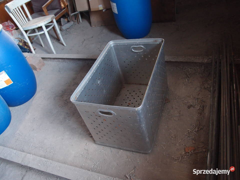 Pojemniki aluminiowe duże 4 Plastikowy duży 1 łódzkie Łódź