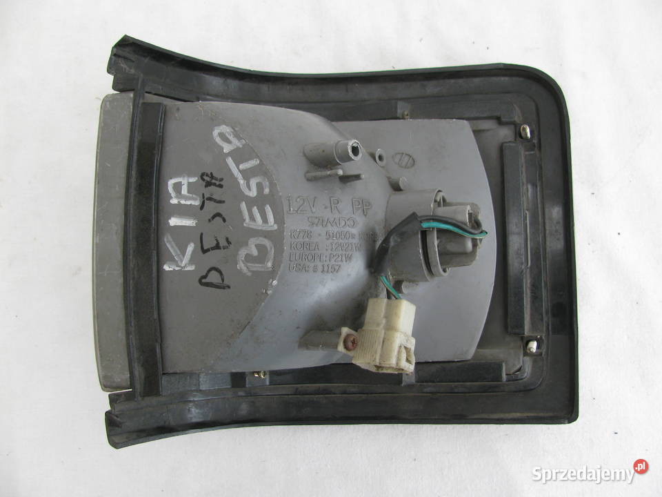 Kierunkowskaz prawy przód FORD Kia Besta Szczecinek