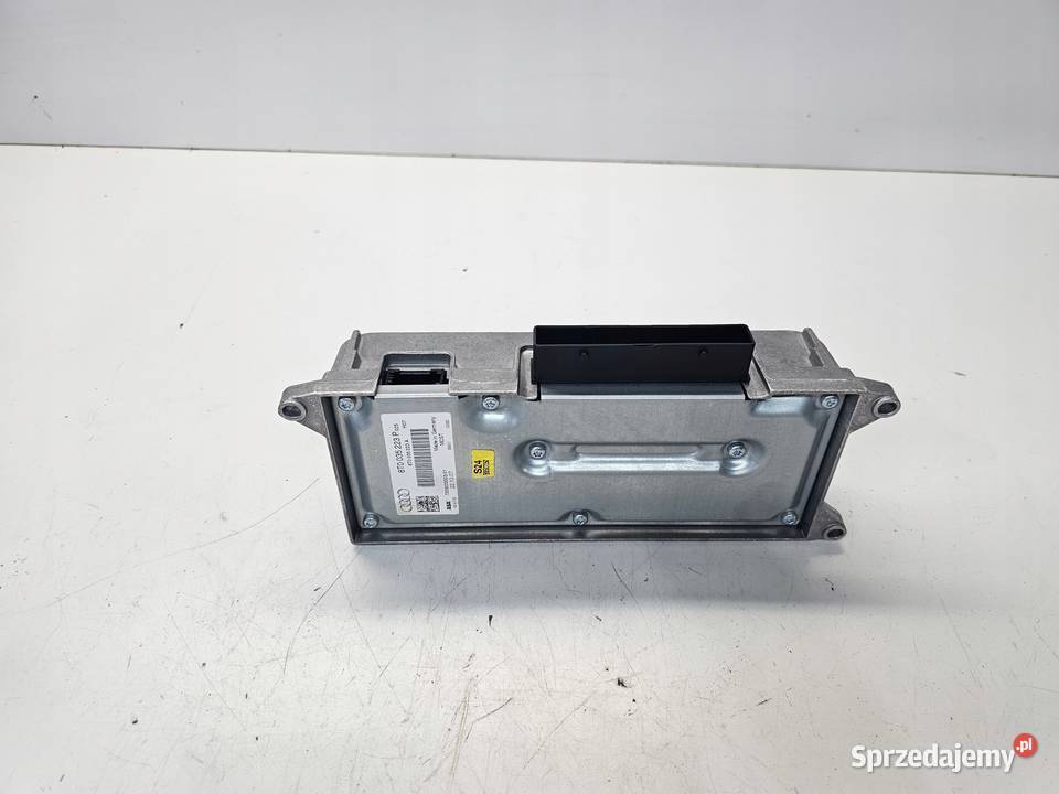 WZMACNIACZ RADIA AUDI A4 A5 Q5 8T0035223P Przystajń