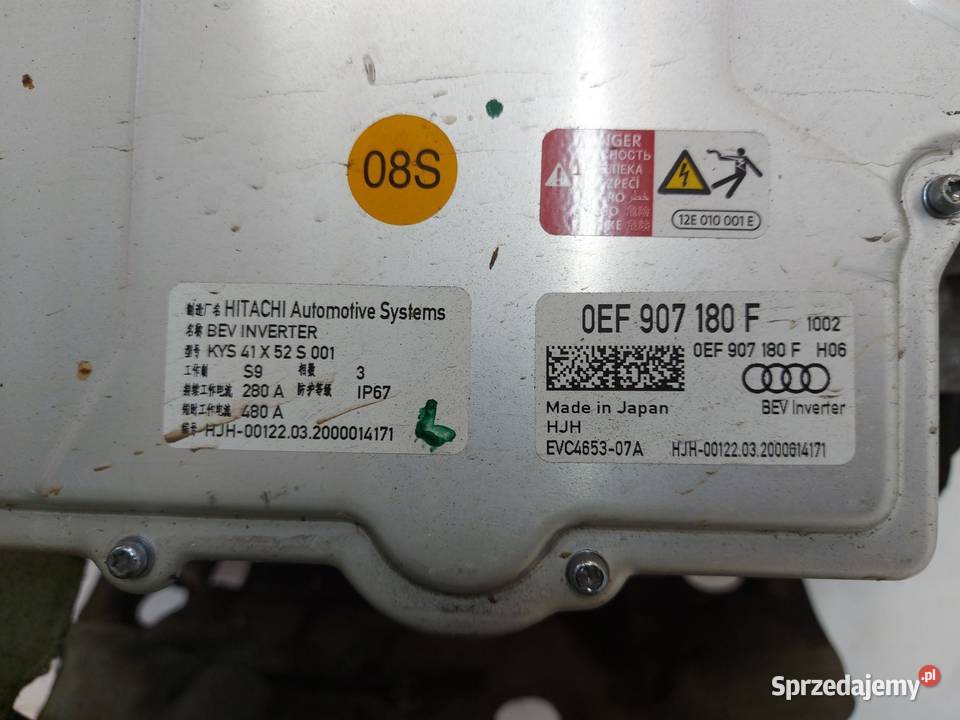 Audi Q8 ETRON SUV silnik napęd elektryczny tył osobowe