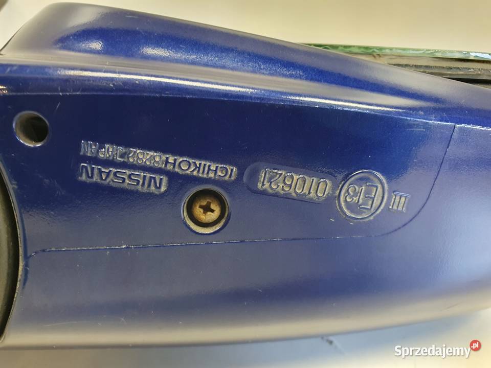 LUSTERKO PRAWE Nissan XTrail T30 PASAŻERA 3 Pin Rudka