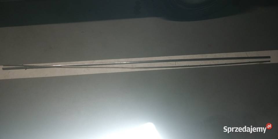 Audi 80 B1 2 listwy boczne listwa boczna chrom Wilga