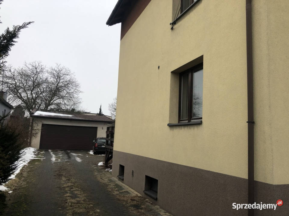 Dwupiętrowy dom z garażem GoczałkowiceZdrój Sprzedaż Goczałkowice-Zdrój