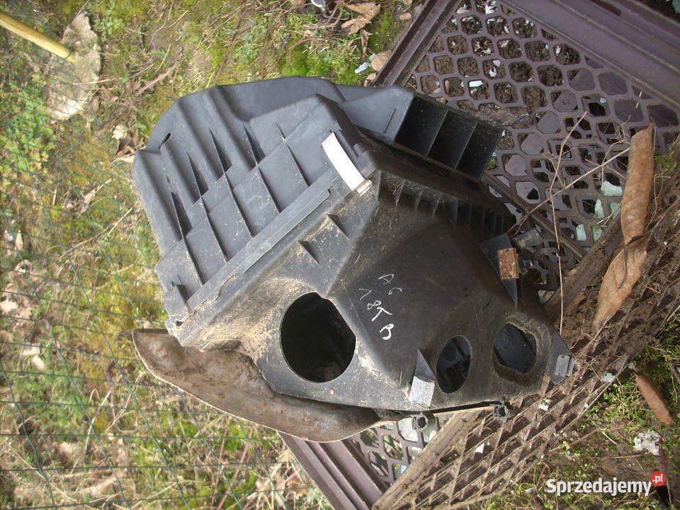 obudowa filtra powietrza audi a6c5 TB Kurów
