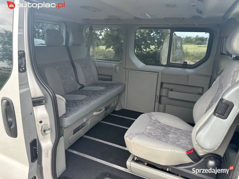 Opel Vivaro Opel Vivaro kampervan 7 osobowy 3 x