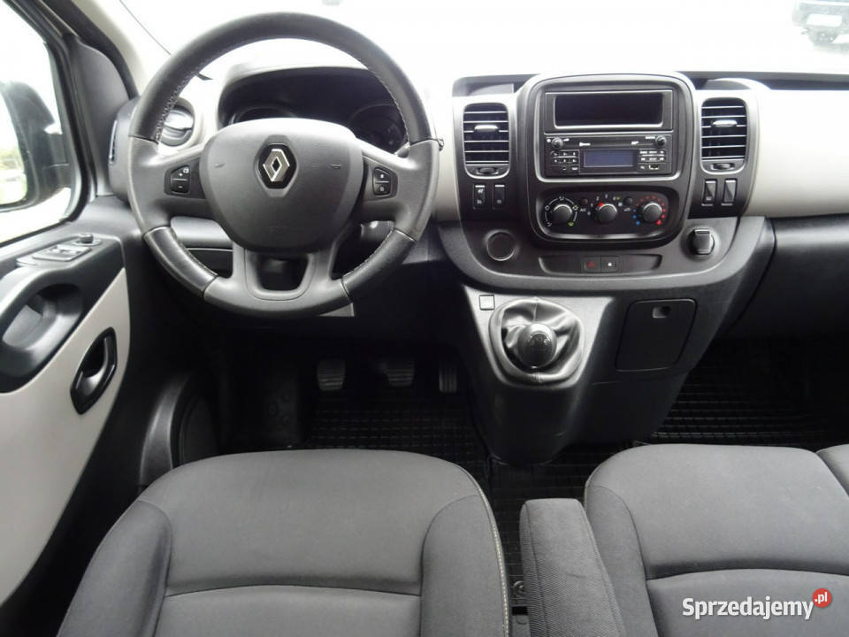 Renault Trafic Samochód 9cio osobowy z gniazdo USB Łódź