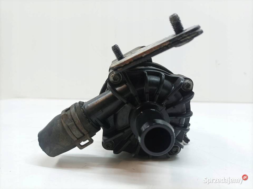 POMPA WODY DODATKOWA 8K0965567B Audi A7 I