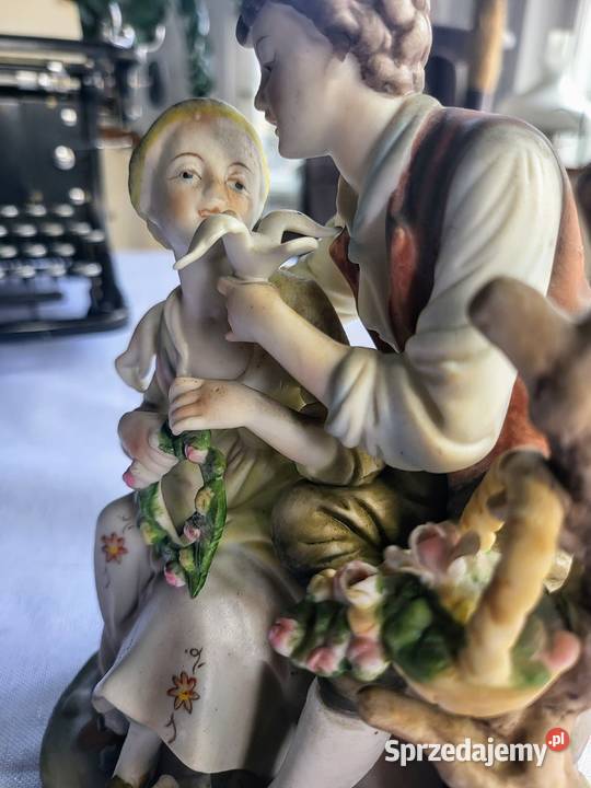 Porcelanowa figurka Kalisz wielkopolskie