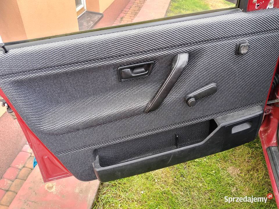 Wnętrze fotele boczki kanapa tapicerka Golf MK2 osobowe Frysztak
