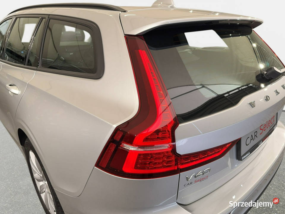 Volvo V60 VAT Momentum 20B4 D mHEV 197 automat gniazdo USB V60 Myślenice sprzedam