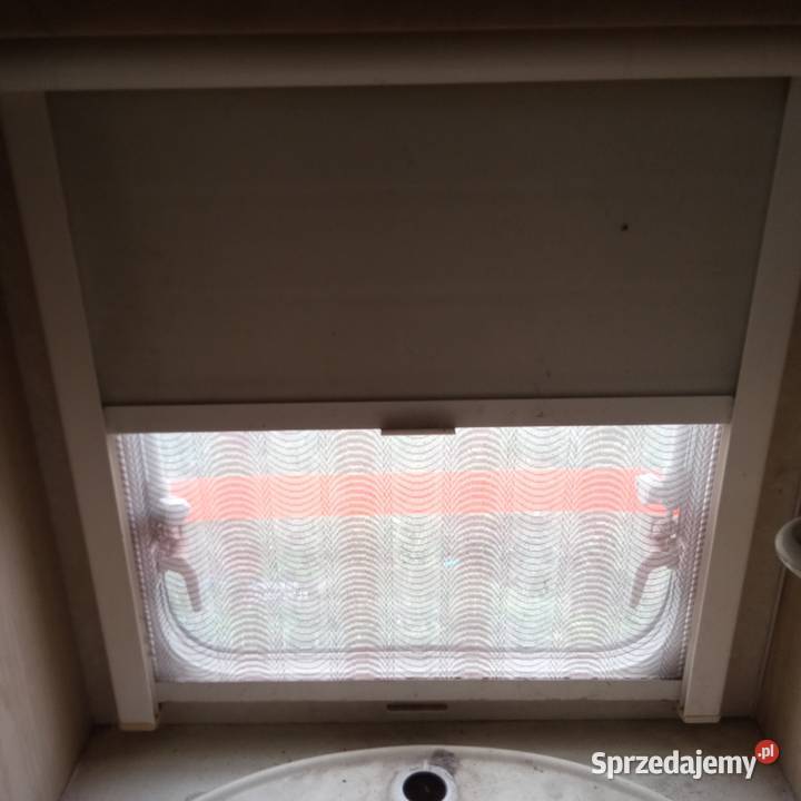 Rolety do okien przyczepy kempingowej