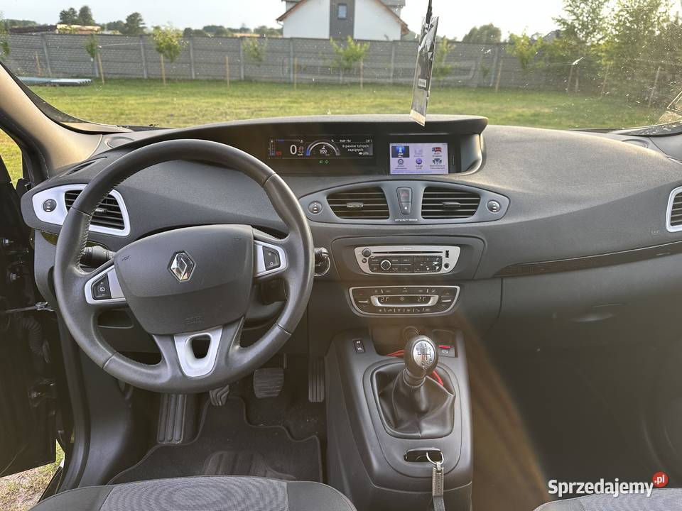 Renaut scenik Rok produkcji 2012 wielkopolskie Czempiń