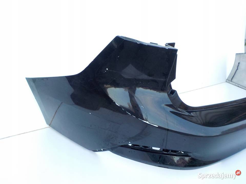 ZDERZAK TYLNY TYŁ FORD FOCUS MK4 KOMBI osobowe Nowy Tomyśl