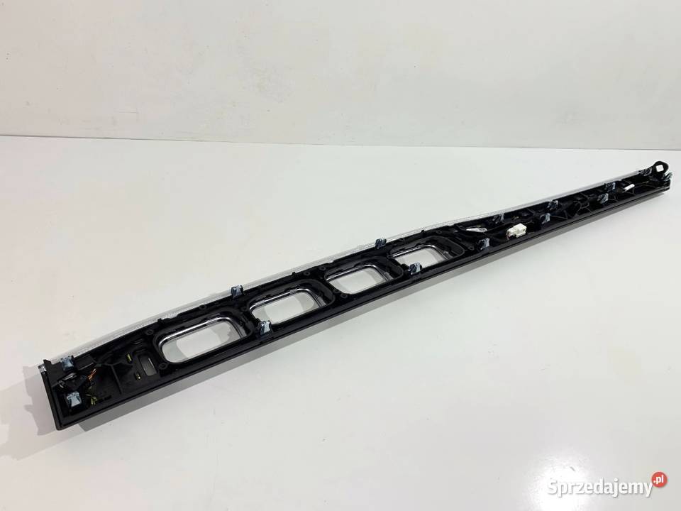 LISTWY DEKOR MERCEDES GLE A1676802502 SUV