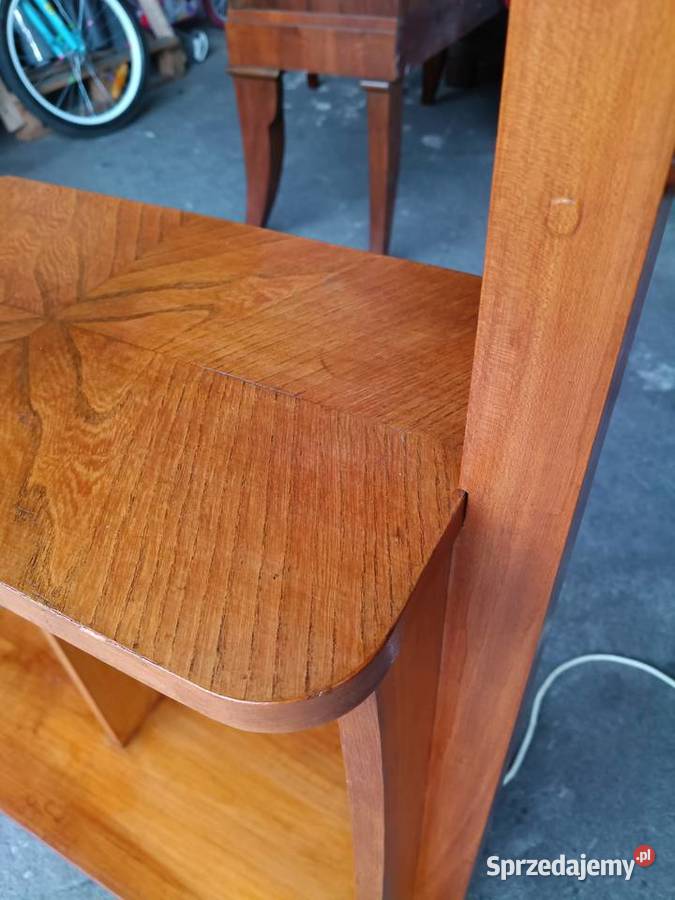 Lampa podłogowa ArtDeco z wbudowanym stolikiem z Suchorzew