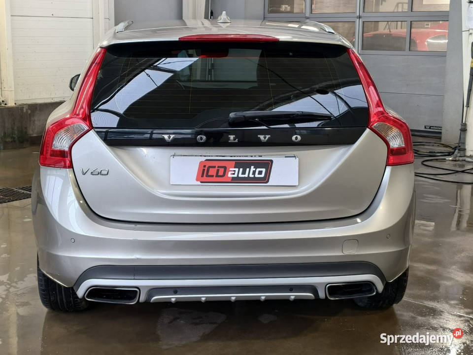 Volvo V60 20 diesel 150 automat skóra xenon złoty Kęty