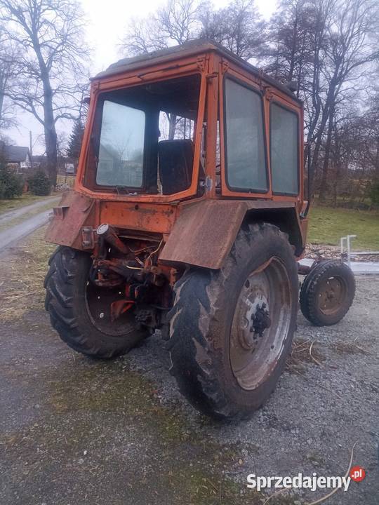 MTZ 550 na części brak silnika Napęd 2x4 Złotnik sprzedam