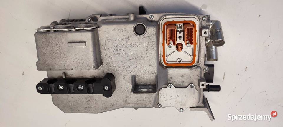 VOLVO XC40 PRZETWORNICA FALOWNIK 32223784