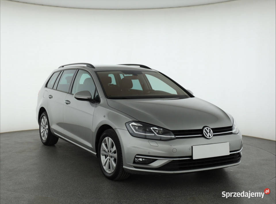VW Golf 16 TDI srebrny Piaseczno