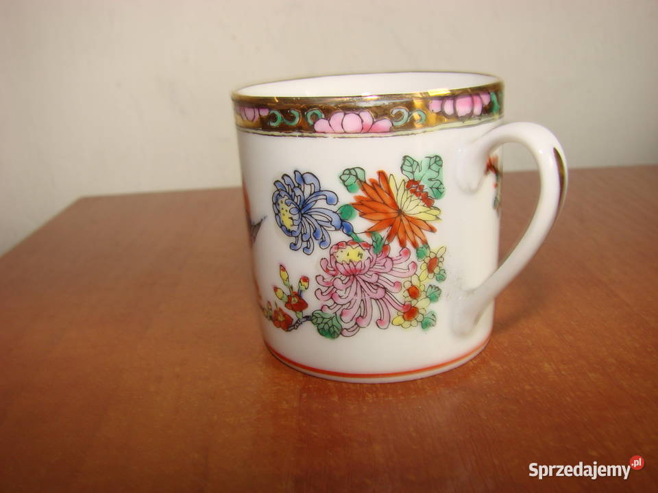 mała porcelanowa chińska filiżanka Antyki, Sztuka, Kolekcje Pruszcz Gdański