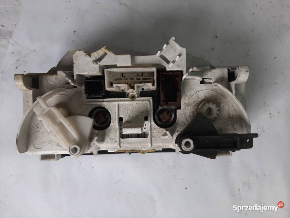 Berlingo Partner panel nawiewu powietrza Ksawerów sprzedam