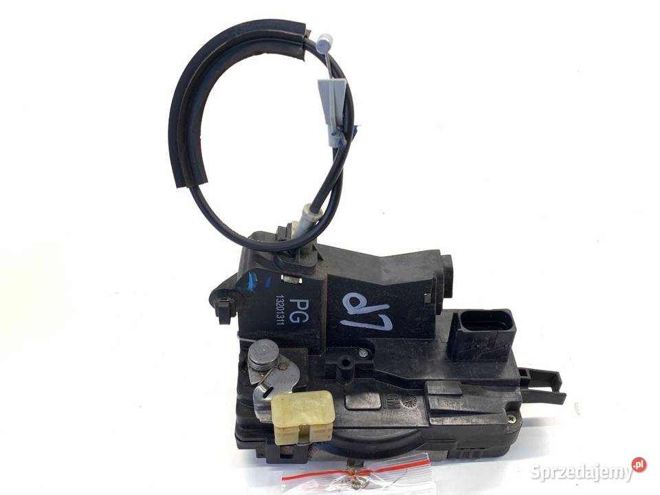 ZAMEK DRZWI LEWY PRZÓD OPEL VECTRA C Hatchback osobowe