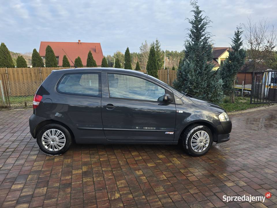 Volkswagen Fox 12 Mokobody