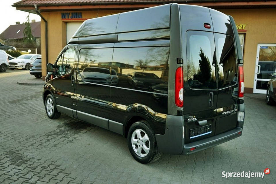 Opel Vivaro 25CDTI Klima automat 145 2007r 145KM Płock