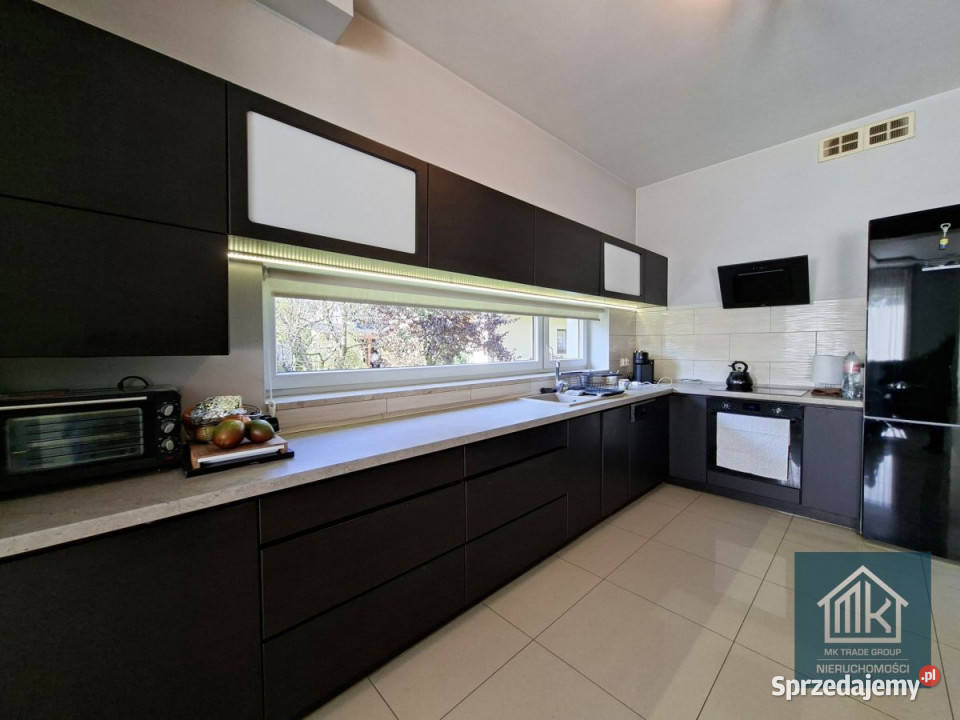 Sprzedaż domu wolnostojącego Niepołomice 212m2