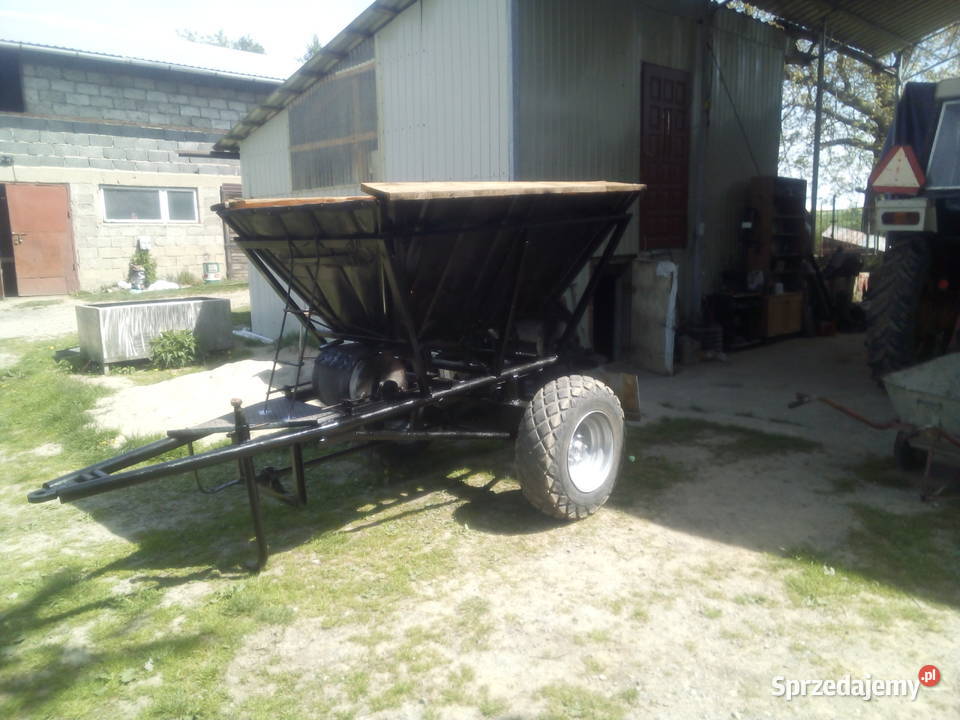 rozsiewacz wapna Straszęcin sprzedam