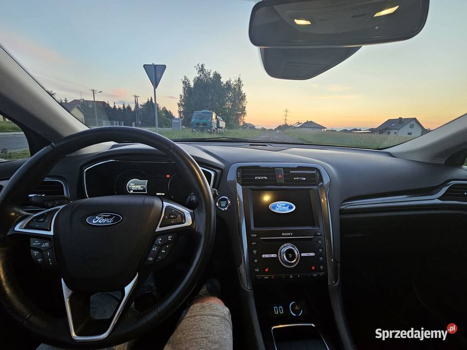 TITANIUM Bezwypadkowy Serwis Zadbany SONY ACC diesel Mondeo Posada