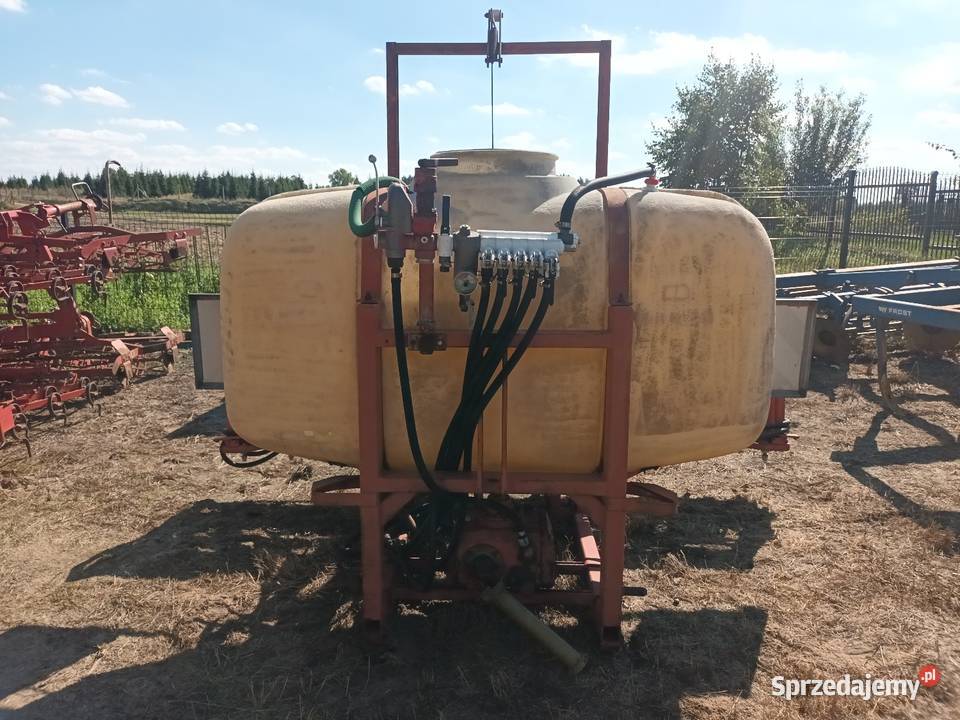 Opryskiwacz Holder 1000l 12m pomorskie