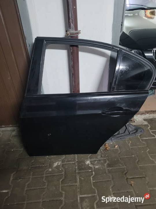 drzwi lewy tył kierowcą e90 czarne osobowe lubelskie Lublin