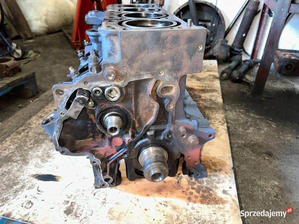 Deutz BF4M1011 F4M1011 silnik słupek blok sprzedam