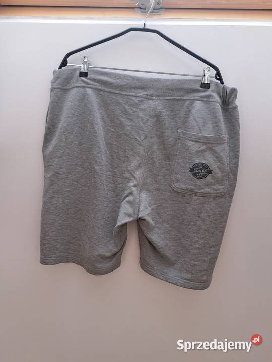 Szare męskie szorty Cropp rozmiar XL Trąbki Wielkie