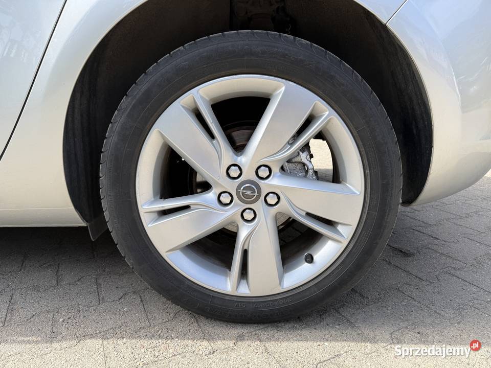 Opel Astra 16 BENZYNA Zarejestrowana Ważne srebrny Konin
