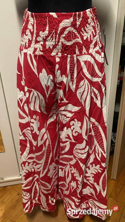 Spodnie z szerokimi nogawkami Boguchwała