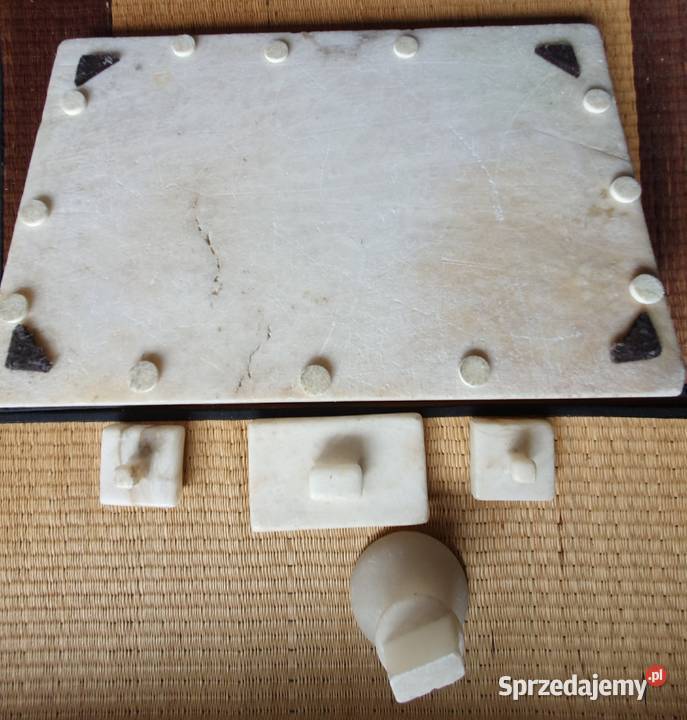 PRZYBORNIK NA BIURKO z alabastru przedwojenny lubelskie Lublin