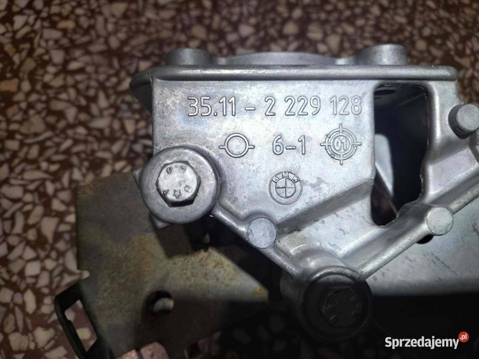 Pedał sprzęgła z podstawĄ BMW E46 STAN Poręba