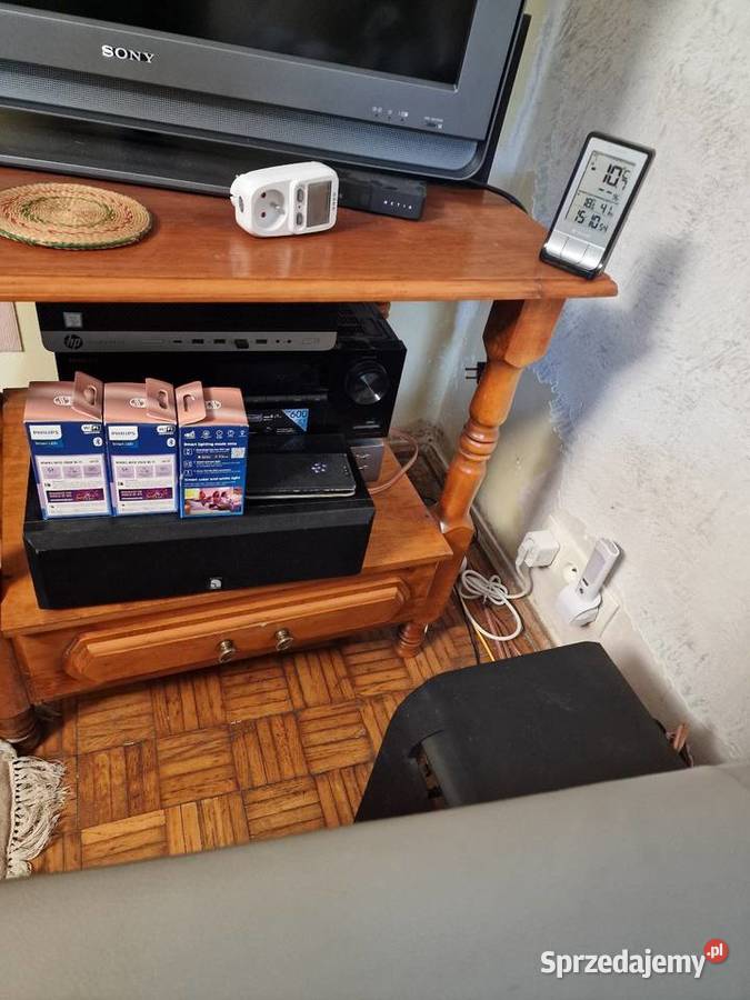 Kredens i stolik pod telewizor komplet Meble do salonu sprzedam