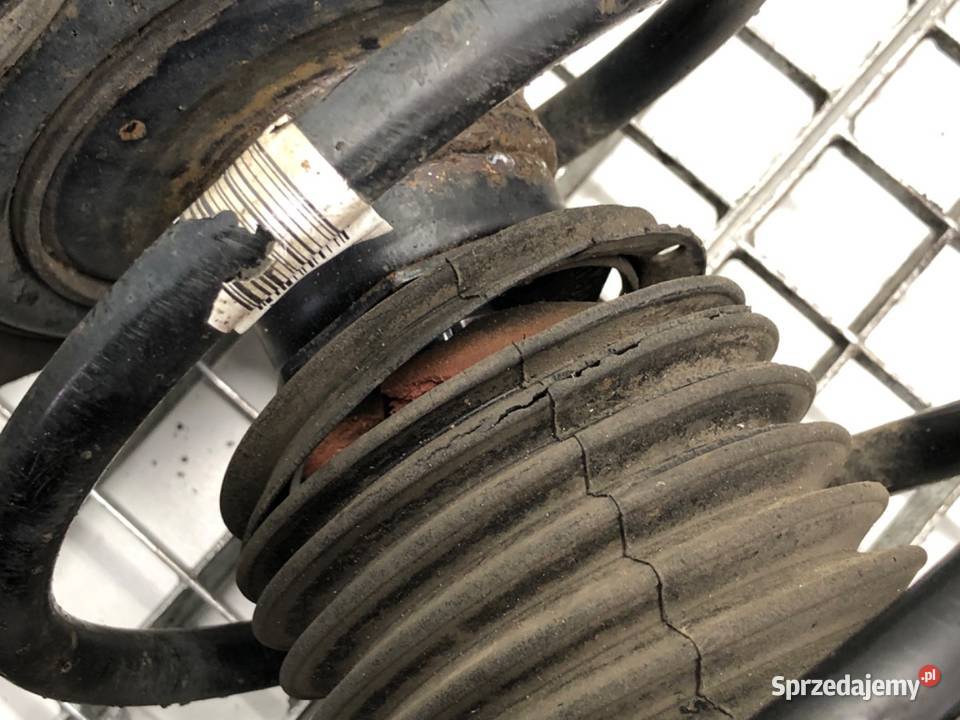 AMORTYZATOR PRAWY PRZÓD ZE SPRĘŻYNĄ BMW F32 20